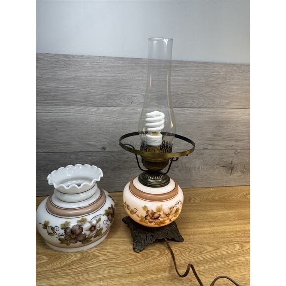 Vintage Accurate Casting Handpainted Hurricane Lamp 19” W/ 3-Way Switch - Picture 11 of 14